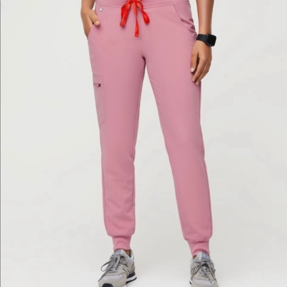 FIGS Chalk Pink Zamora Jogger Scrub Pant size S
